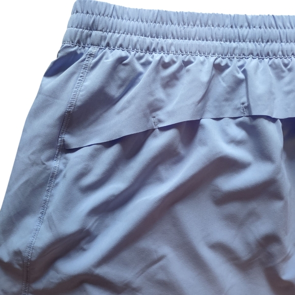 Athleta Hustle 3" Short NWT - Picture 11 of 15